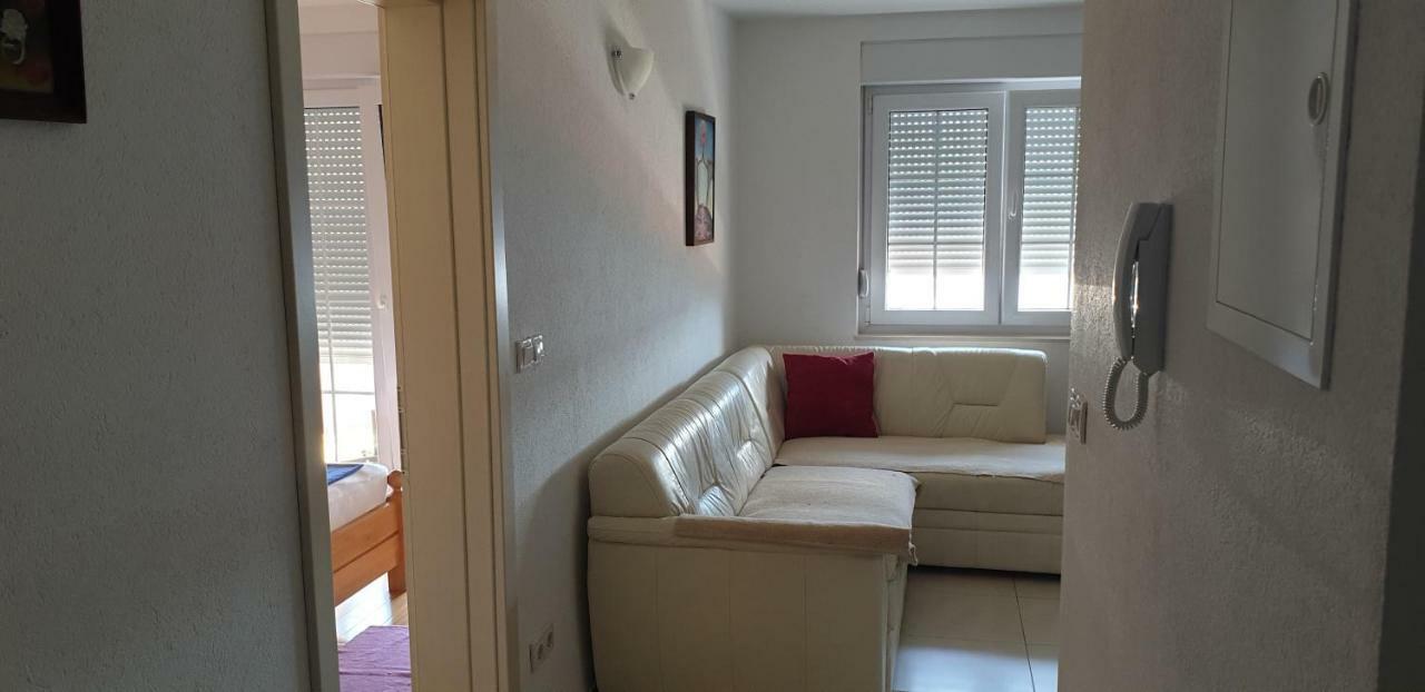 Apartments Karlo Baska Voda Ngoại thất bức ảnh
